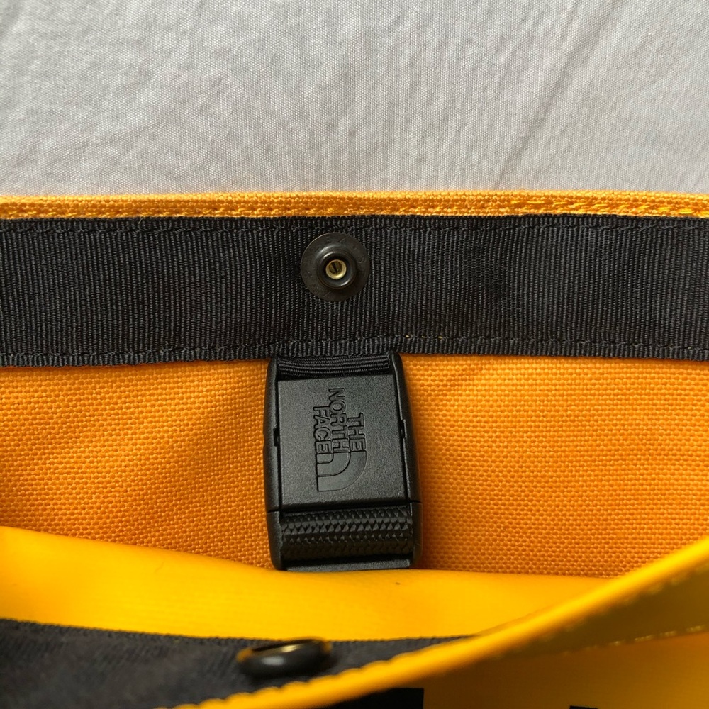 TNF Purple label - Picture 4 of 7